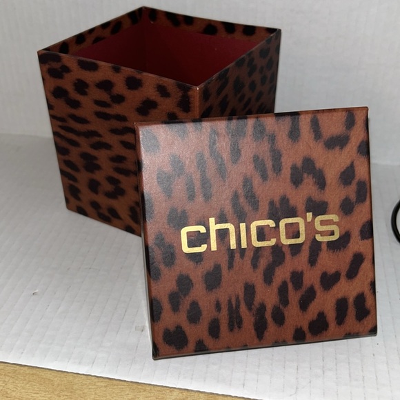 Chico’s Black & Cream Polka Dot Globe Retired Ornament w/Animal Print Gift Box - Picture 4 of 5